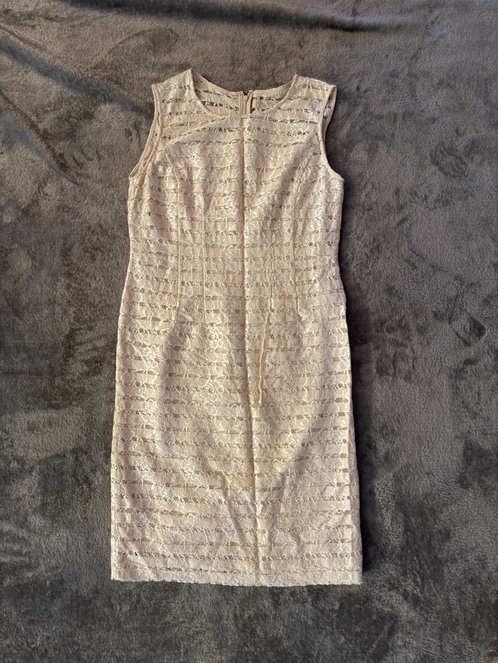 Jones New York Collection Size 2 Ivory Lace Sheath Cocktail Dress